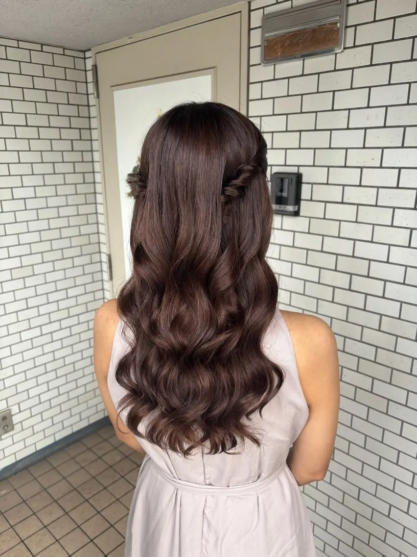 ヘアアレンジ ハーフアップ ヘアセット 🌺ヘアメイク SYOKA🌺のヘアスタイル