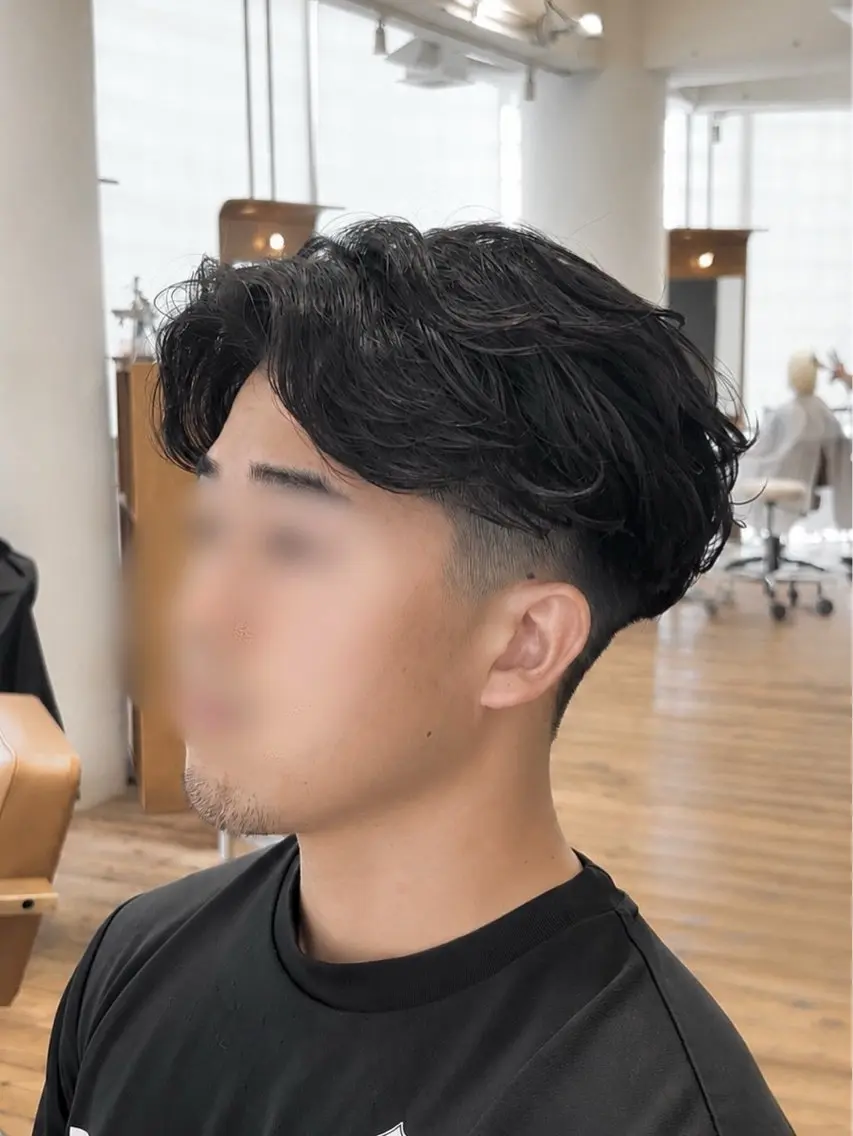 ショート パーマ メンズ フェザーパーマ メンズパーマ ニュアンスパーマ カット パーマ Koki/ メンズヘア特化のヘアスタイル