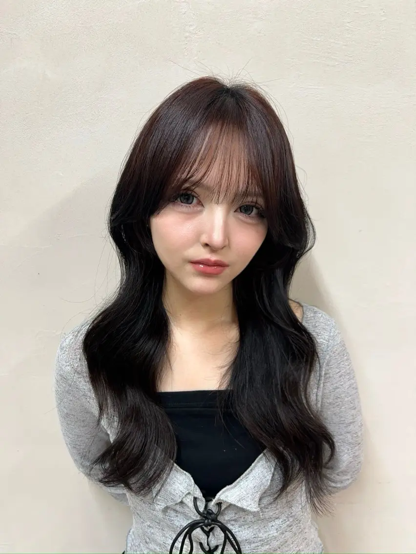 ロング ヨシンモリ 韓国風ヘア トリートメント トリートメント ナナカ 🎀のヘアスタイル