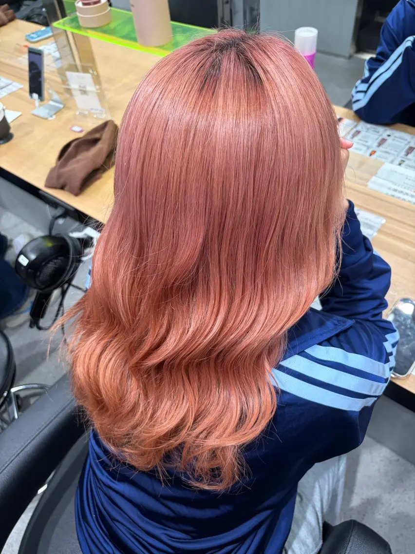 セミロング カラー 💎トレンドカラー 💎桃羽のヘアスタイル