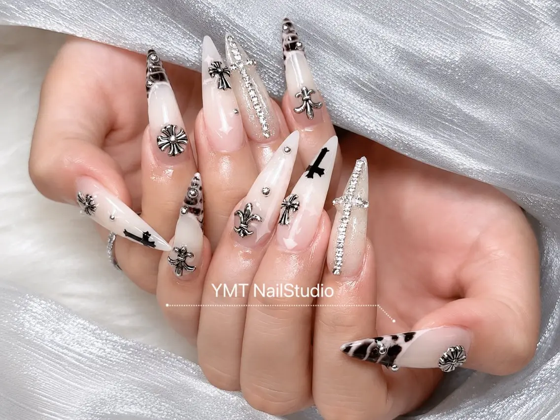 ネイル ハンドネイル YMT NailStudioのネイルデザイン