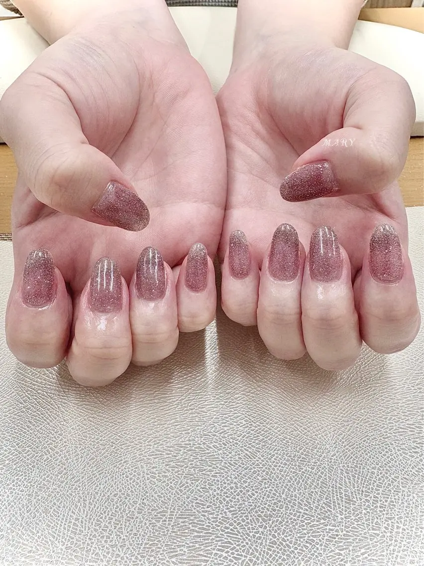 ネイル フラッシュネイル キラキラネイル ニュアンスネイル ワンカラーネイル パープル ハンドネイル Mary nail .narumiのネイルデザイン