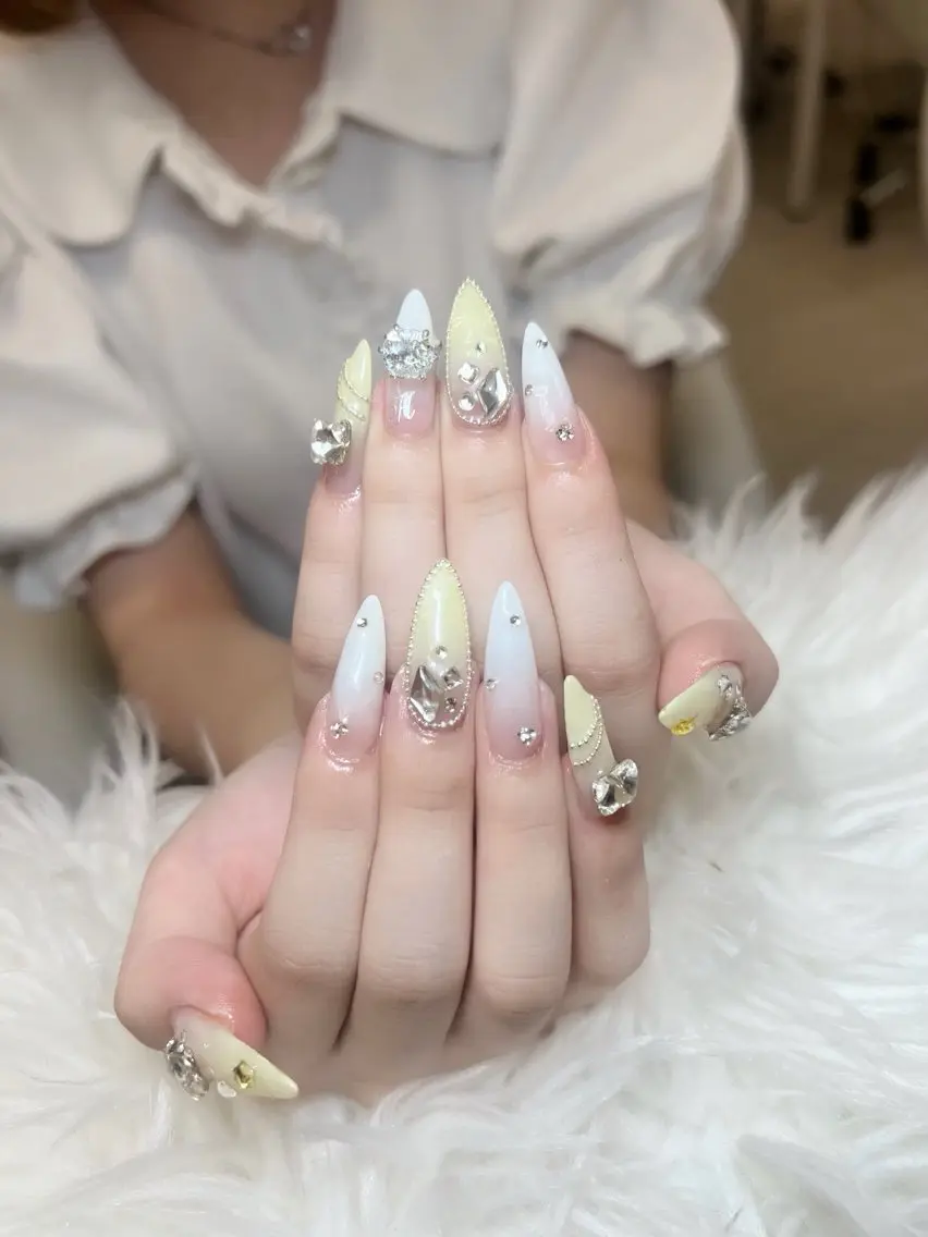 ネイル ブルー チークネイル 長さ出し フラッシュネイル ジェルネイル ハンドネイル Kei Nail 長さ出し 付け放題のネイルデザイン