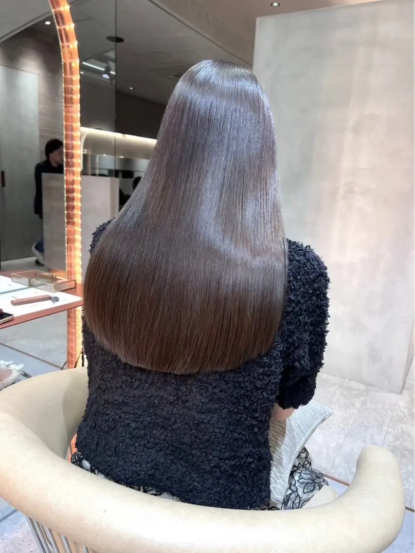 ロング カット 縮毛矯正 トリートメント 🦋高屋敷陸🦋 レイヤー/ハイトーンのヘアスタイル