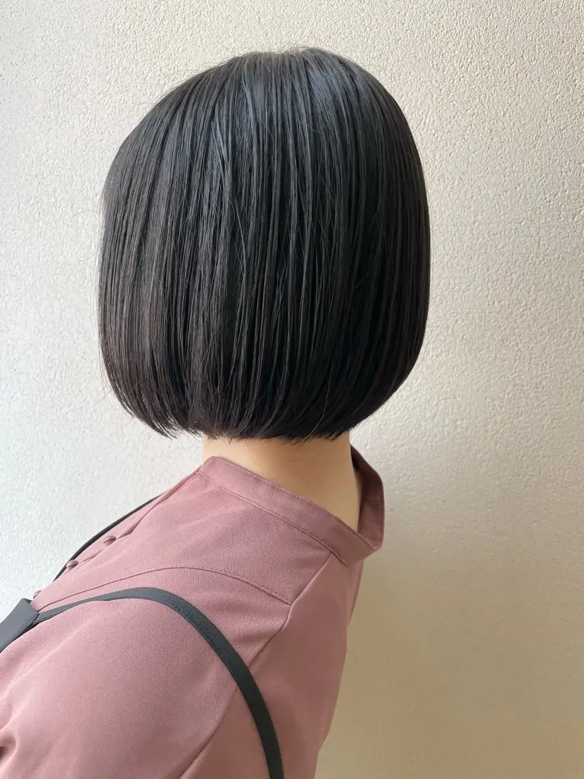 ショート ボブ 沢田 瞳のヘアスタイル