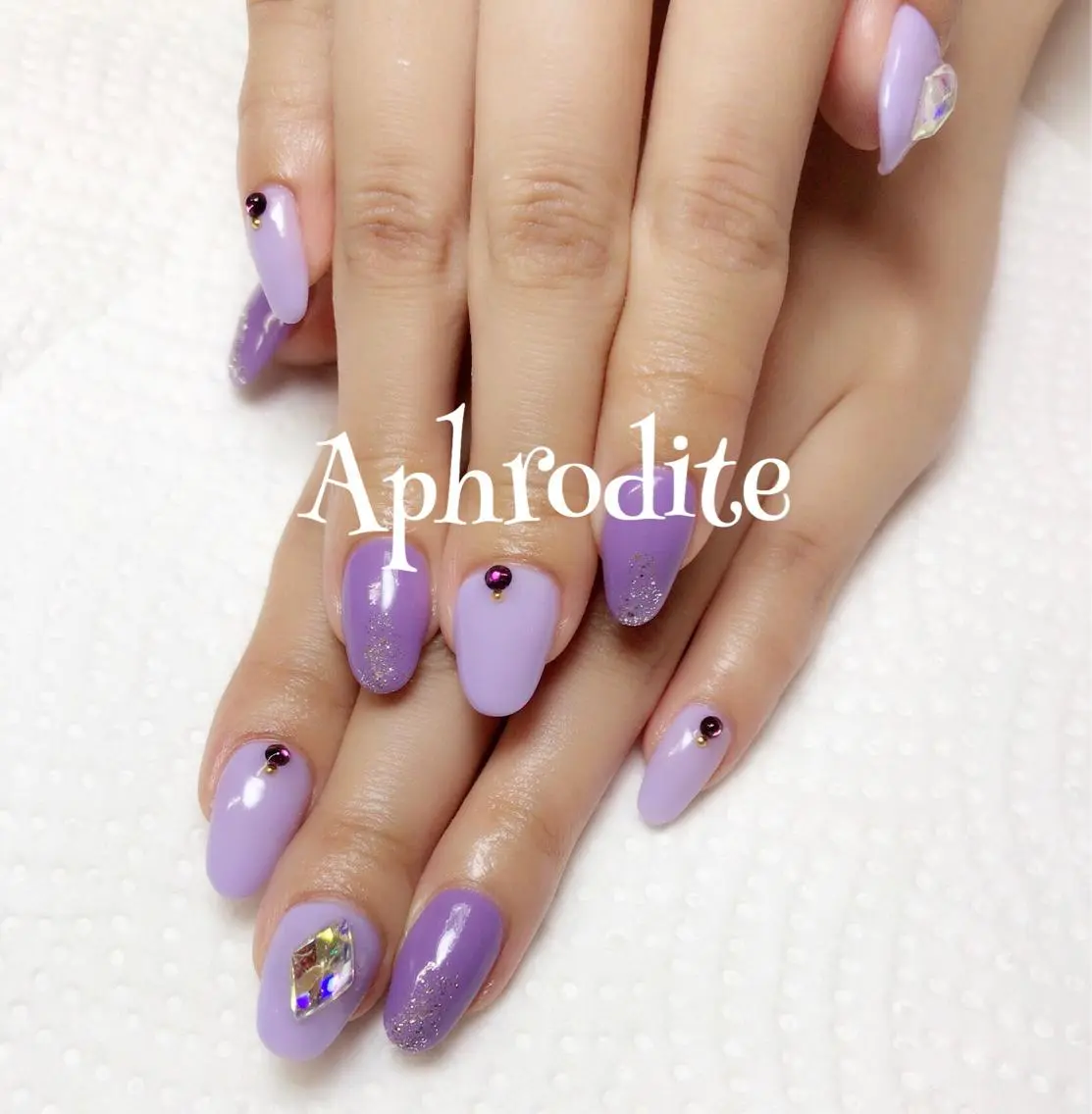 ネイル ジェルネイル Aphrodite パラジェル認定サロンのネイルデザイン