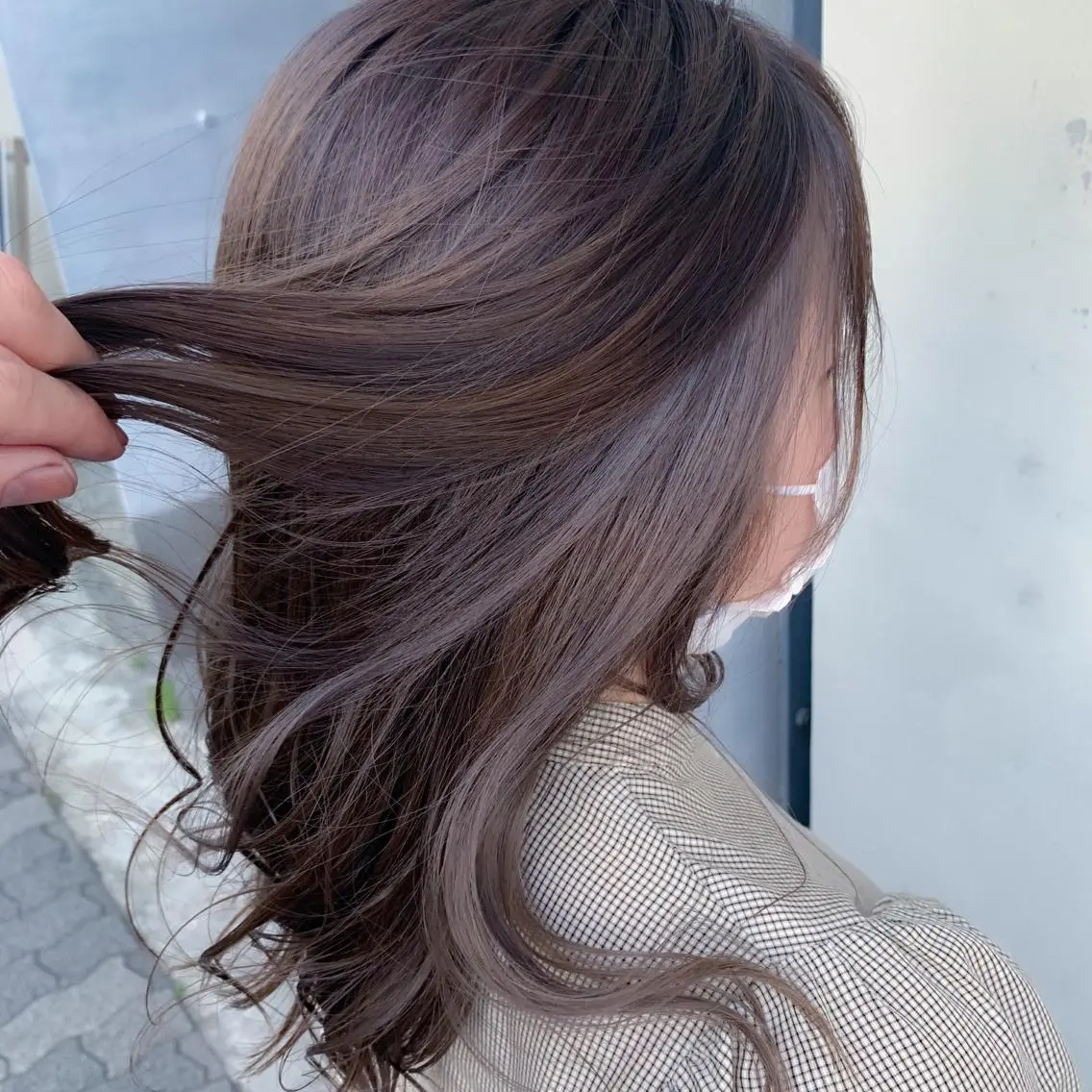 セミロング カラー ヘアカラー 地毛風ストレート/ 髪質改善/榎本流行のヘアスタイル
