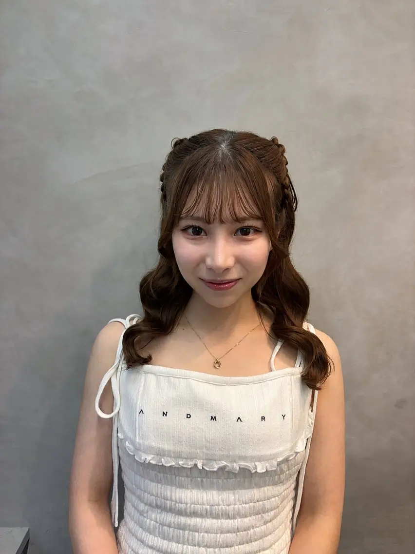 セミロング 推し活アレンジ🎀 艶カラー￤nanoのヘアスタイル