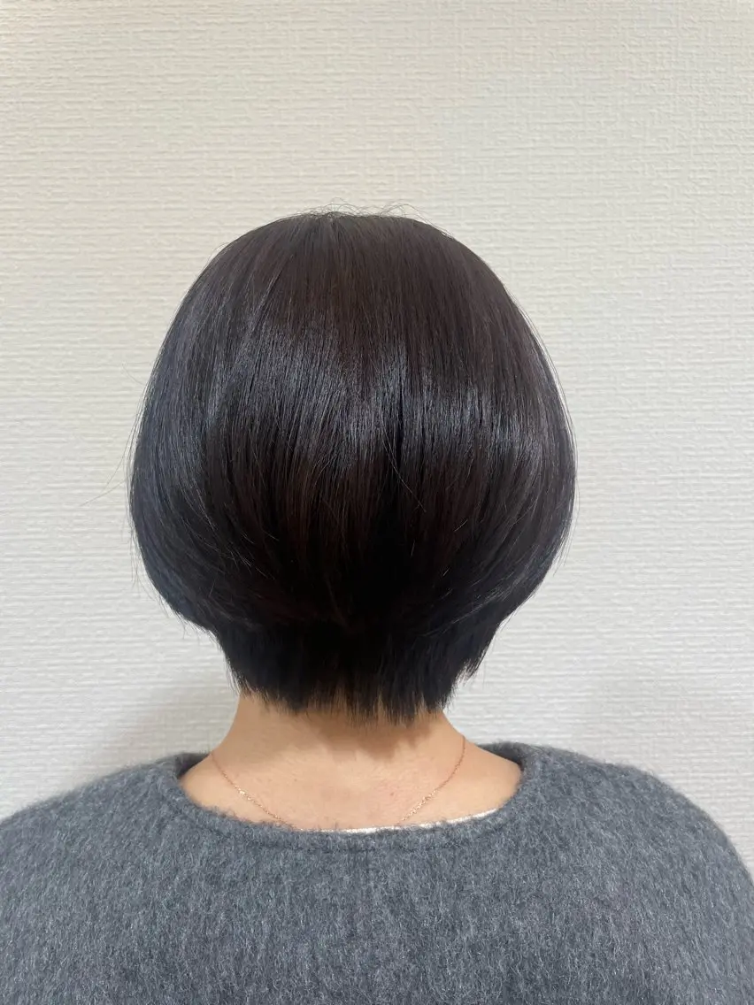 ショート Uhair師勝. 伏江優海のヘアスタイル