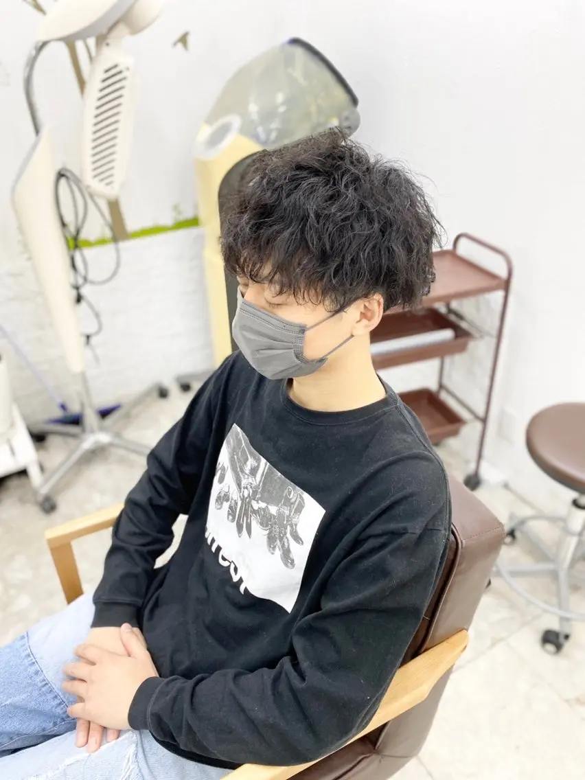 パーマ メンズ カット パーマ カラー特化サロン ピリナ相武台前のヘアスタイル