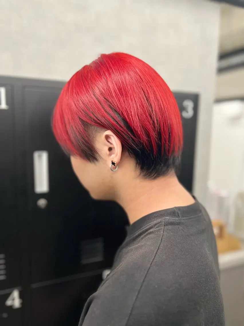 ショート カラー メンズ レッドカラー カット ヘアカラー 透明感カラー特化🫧 🦋栗原🦋のヘアスタイル