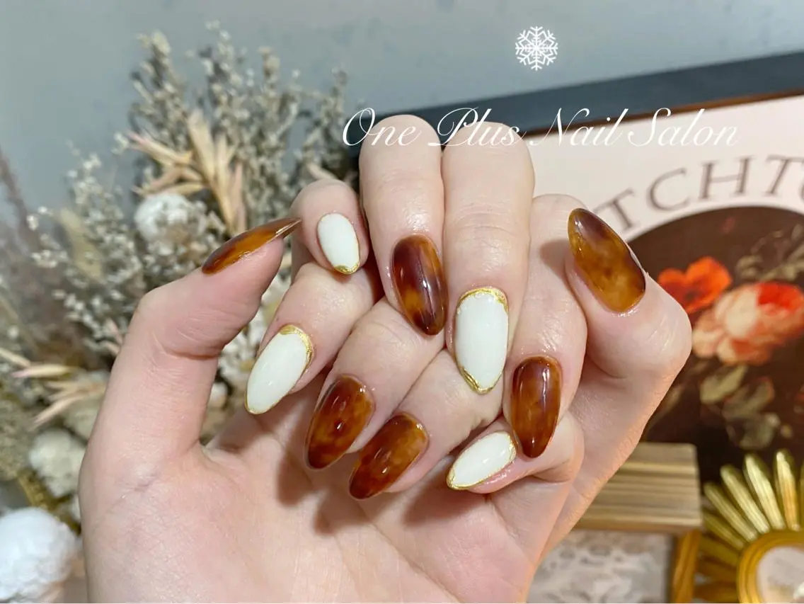 ショート ネイル ニュアンスネイル ハンドネイル One Plus Nail Salonのネイルデザイン