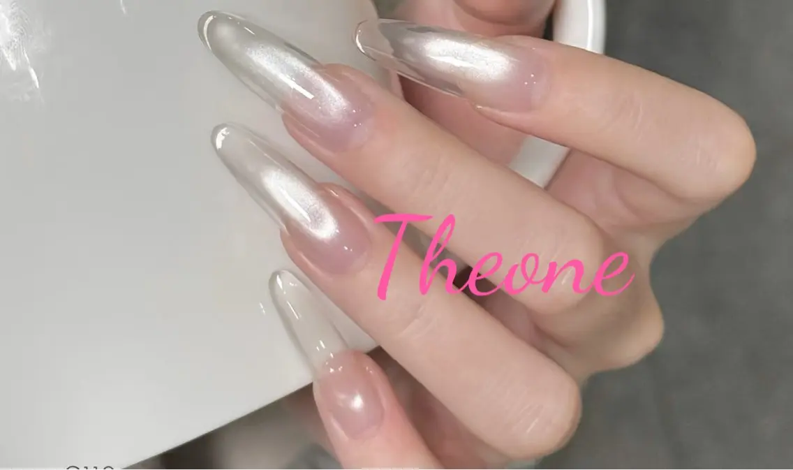 ネイル ハンドネイル THE ONE 山本のネイルデザイン