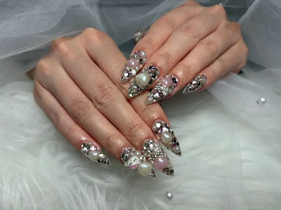 ネイル アートネイル 長さ出し ジェルネイル マグネットネイル ニュアンスネイル ハンドネイル Cloudy Chan Nailのネイルデザイン