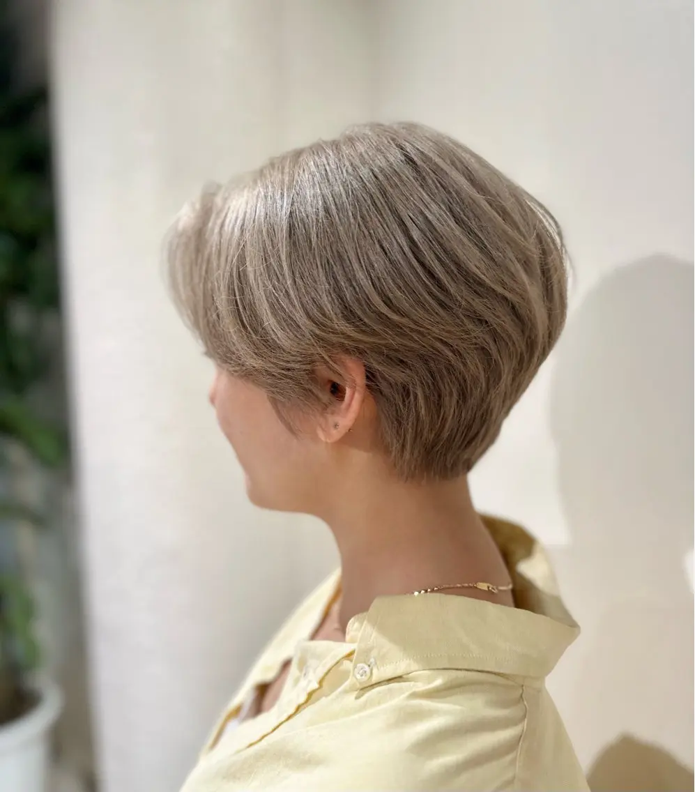 アディクシーカラー+ブリーチ+トリートメントの写真