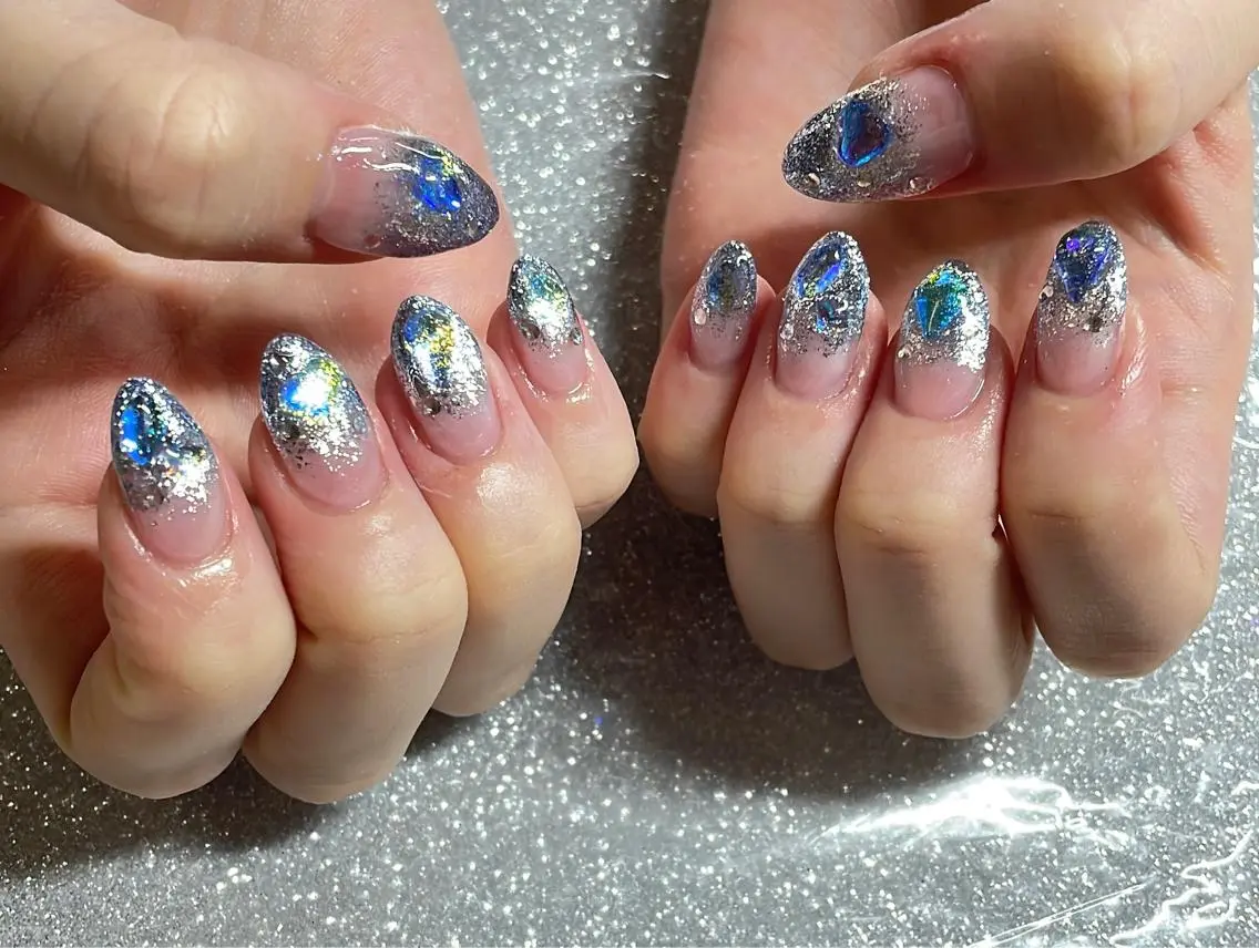 ネイル ハンドネイル VIERU 🌈🎀💖のネイルデザイン