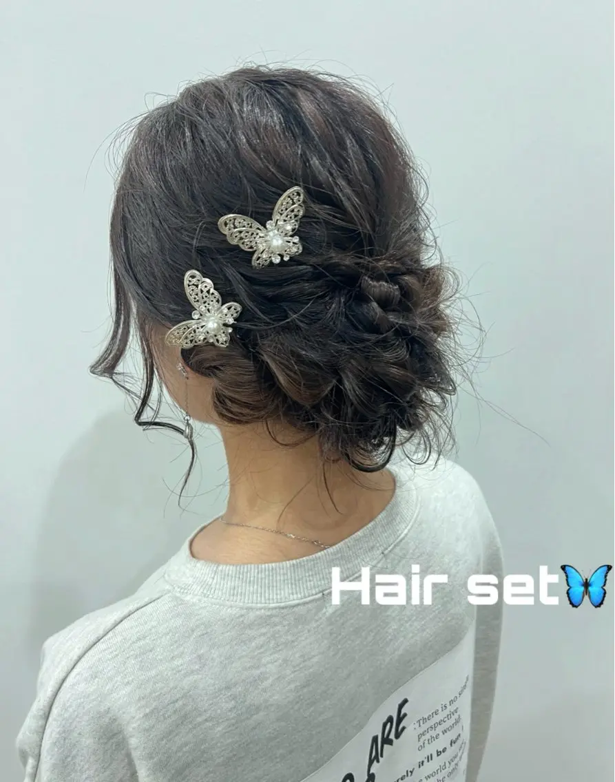 ロング ヘアアレンジ オグニ ヒマリのヘアスタイル