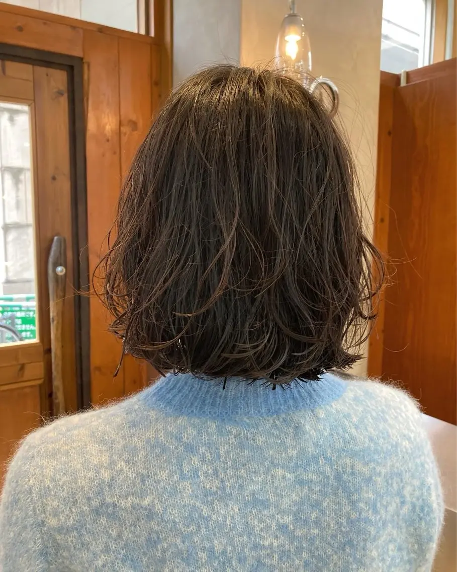 ショート パーマ 金子 歩実のヘアスタイル