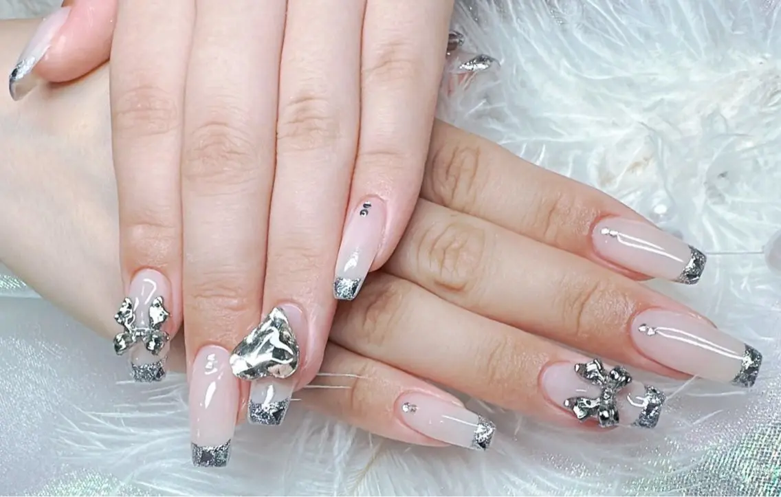 ネイル ハンドネイル Di'a nail ネイルサロンのネイルデザイン