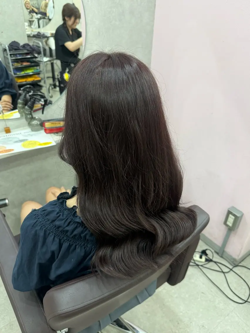 カラー 💙関 愛菜💙のヘアスタイル