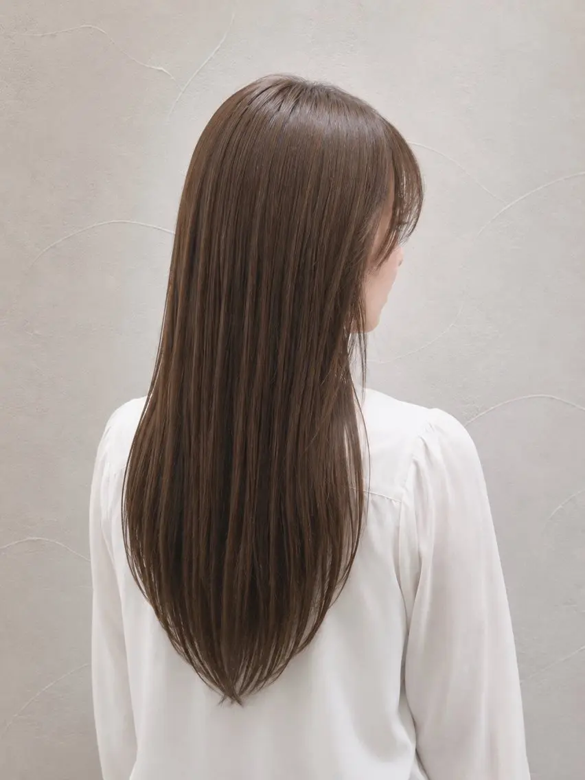 ロング カラー カット ヘアカラー 透明感カラー/艶髪/ 🫧乳井悠香のヘアスタイル