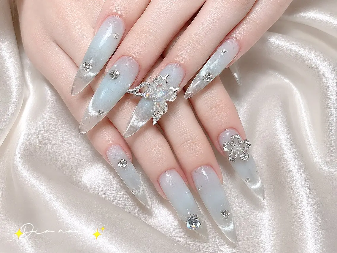ネイル フットネイル 韓国ネイル レース マグネットネイル ニュアンスネイル ハンドネイル Dia nail サロンのネイルデザイン