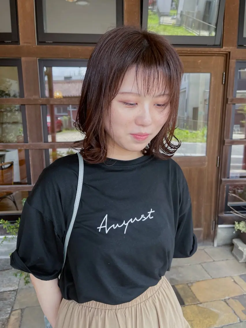 ミディアム カラー ミディアムレイヤー アッシュ 透明感カラー ホワイトアッシュ ボブ カット ヘアカラー ヘアーニュース 🌿NAMII🌿のヘアスタイル