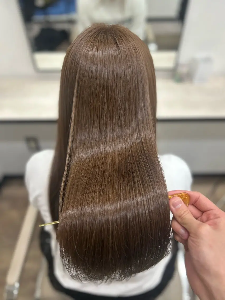 （ワンカラーで明るく🙆🏻‍♀️）カット➕N.ルフレカラー（高彩度、高明度薬剤🫶）➕トリートメント⭐️の写真