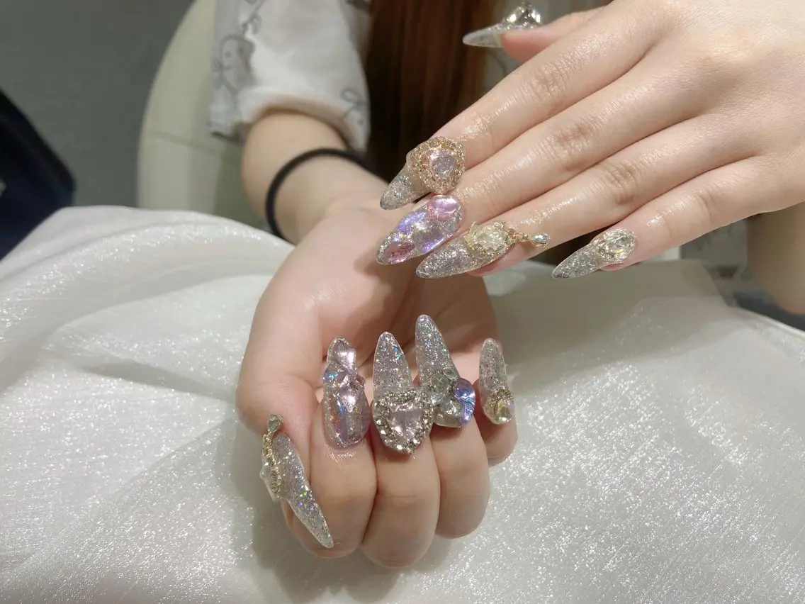 ネイル Glow Nail スカルプ専門店のネイルデザイン