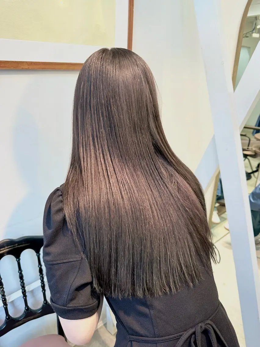 セミロング カラー ヘアカラー トリートメント kai .のヘアスタイル