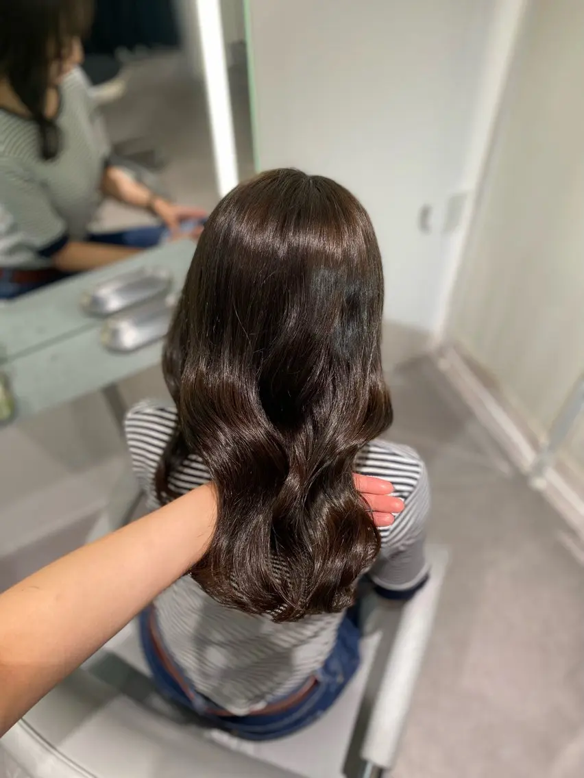 ミディアム ヘアカラー 川村 歩夏のヘアスタイル
