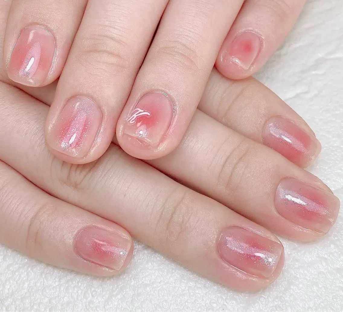 ネイル オーロラネイル チークネイル ラメ(グリッター) ワンホンネイル ハンドネイル Nail Salon K 🧸美爪育成のネイルデザイン