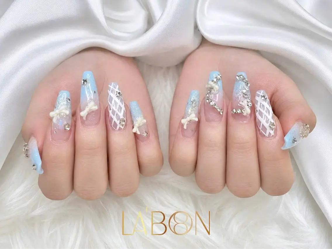 ロング Hana✴︎ Labon Artのネイルデザイン