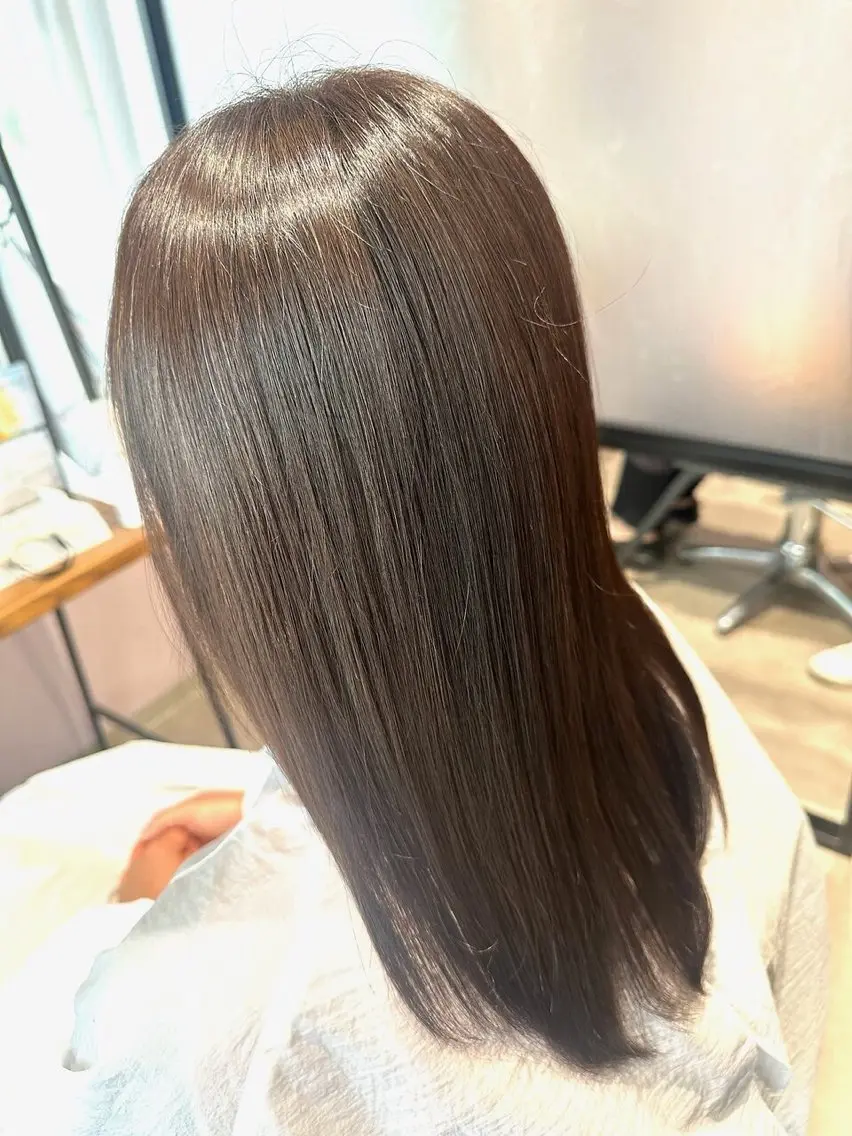 カラー 西原 愛紗のヘアスタイル
