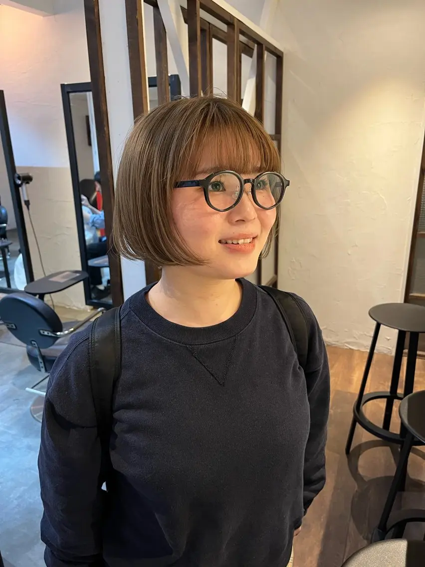 ショート カット ヘアカラー 金田 夏野のヘアスタイル
