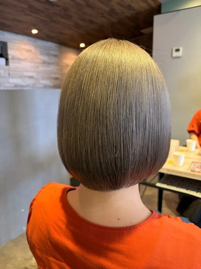 ショート ヘアカラー ブリーチモデル RURUのヘアスタイル