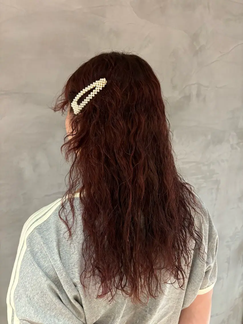 ロング カット パーマ KAREN（ému） 伏見/カットモデルのヘアスタイル