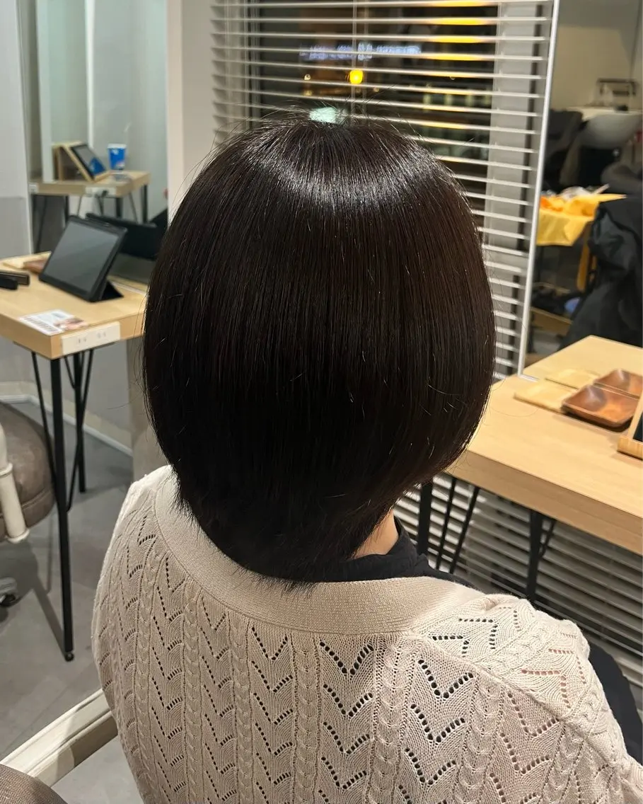 ショート カラー ボブレイヤー ブリーチ ブラウンカラー 透明感カラー ダークブラウン ヘアカラー トリートメント sayuri /大阪・心斎橋美容師のヘアスタイル