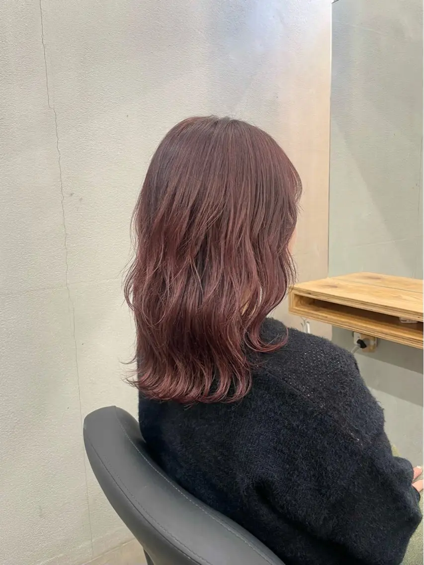 ミディアム カット ヘアカラー トリートメント ひより ／novusのヘアスタイル