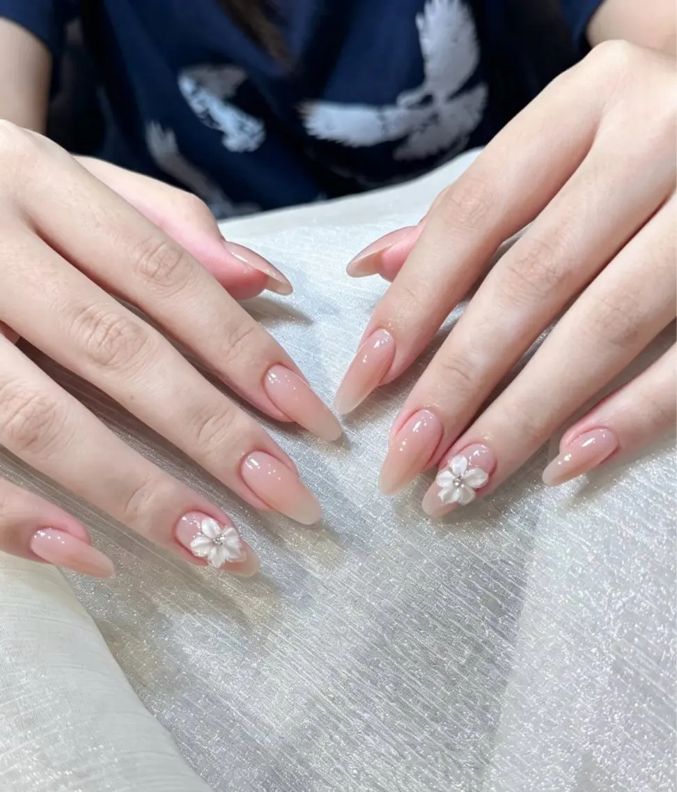ネイル ハンドネイル IN’S Rachaelのネイルデザイン