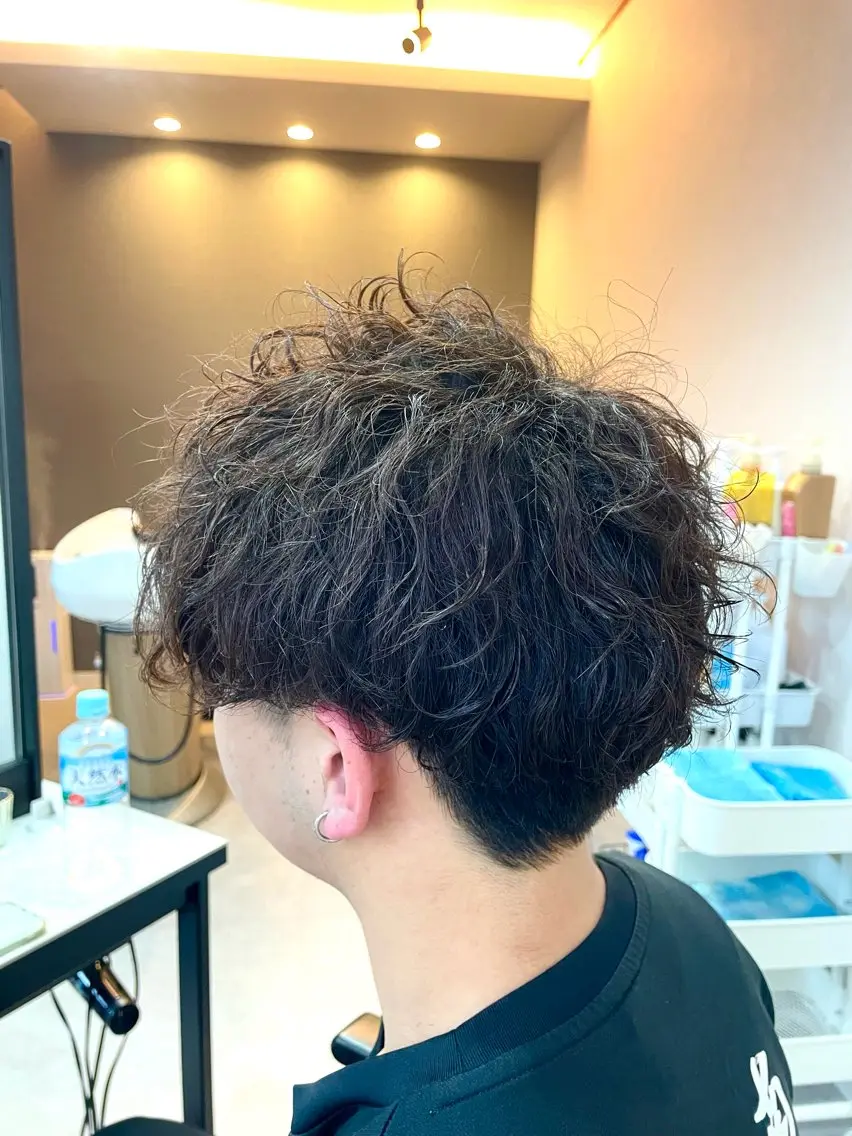 ショート パーマ メンズ メンズパーマ カット パーマ トリートメント 森山 雄太のヘアスタイル