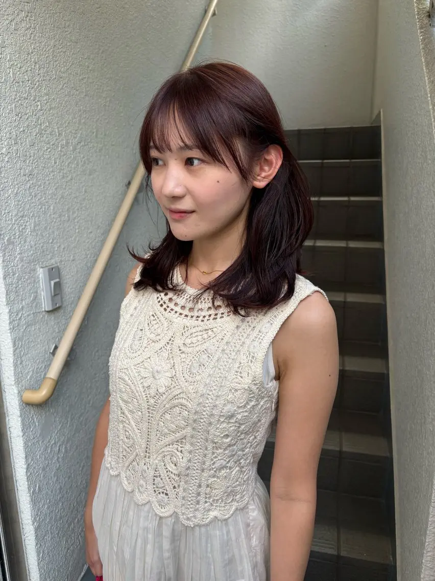 ミディアム カット ヘアカラー トリートメント レイヤーカット ✨️奥田良太✨️のヘアスタイル