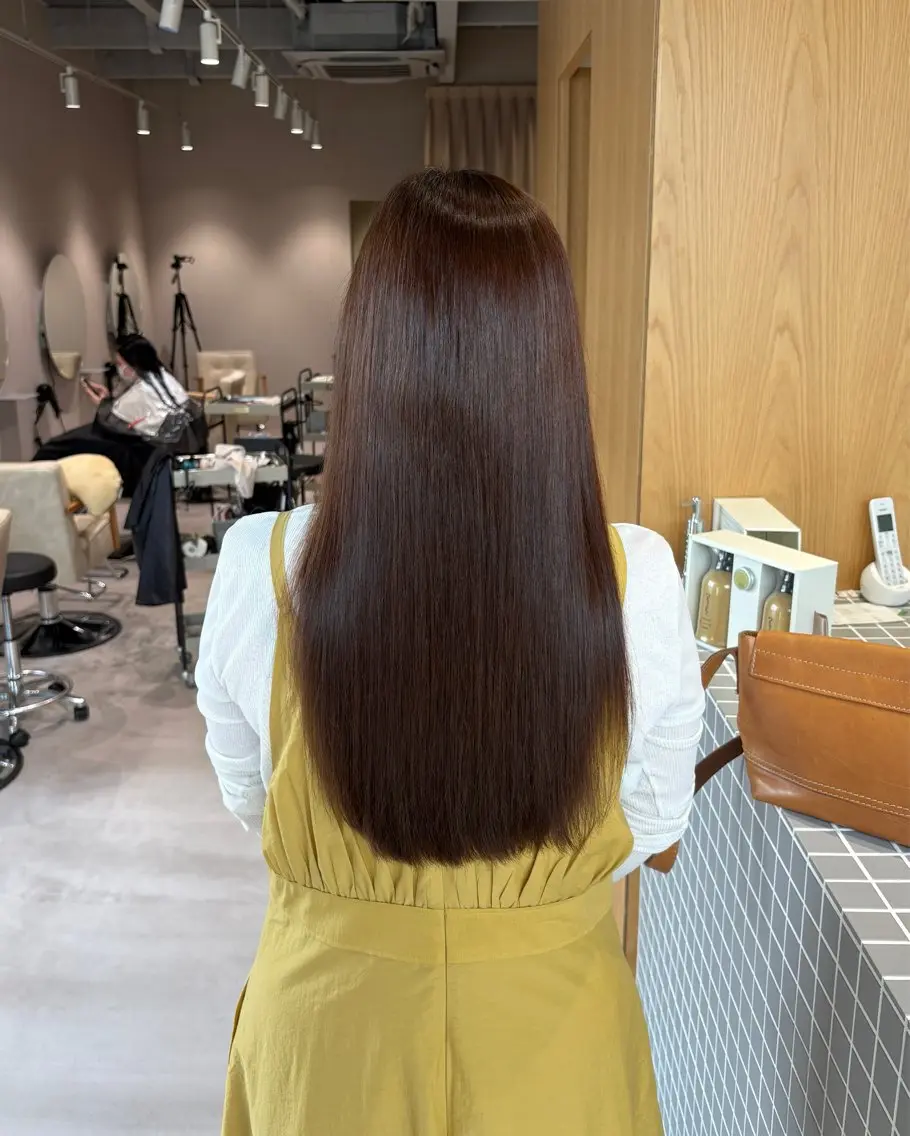 ロング トリートメント 井山 葵のヘアスタイル