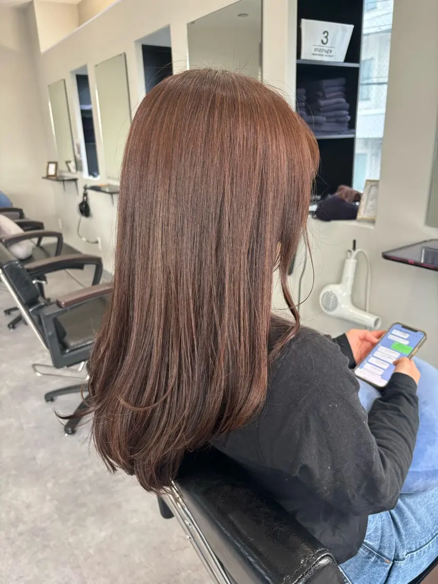 ロング 顔まわりレイヤー 顔周りカット レイヤーカット トリートメント エヌプランツ 和泉府中のヘアスタイル