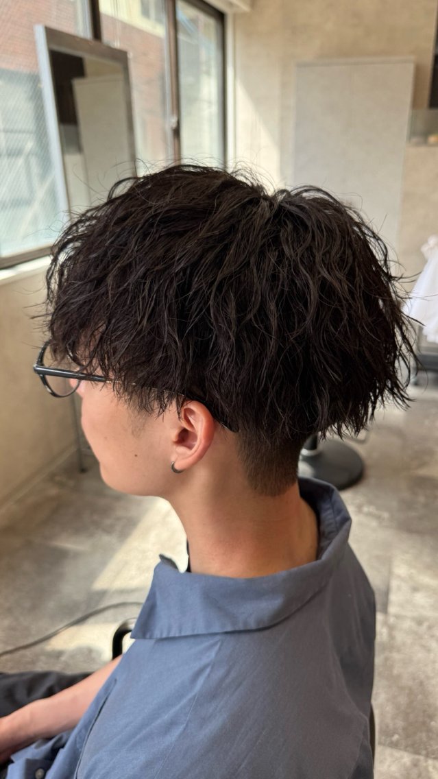 メンズ カット パーマ 森 桃菜のヘアスタイル