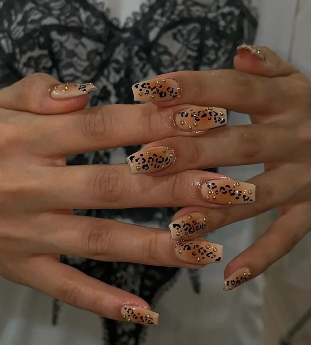 ネイル ハンドネイル NiJi Nailsのネイルデザイン