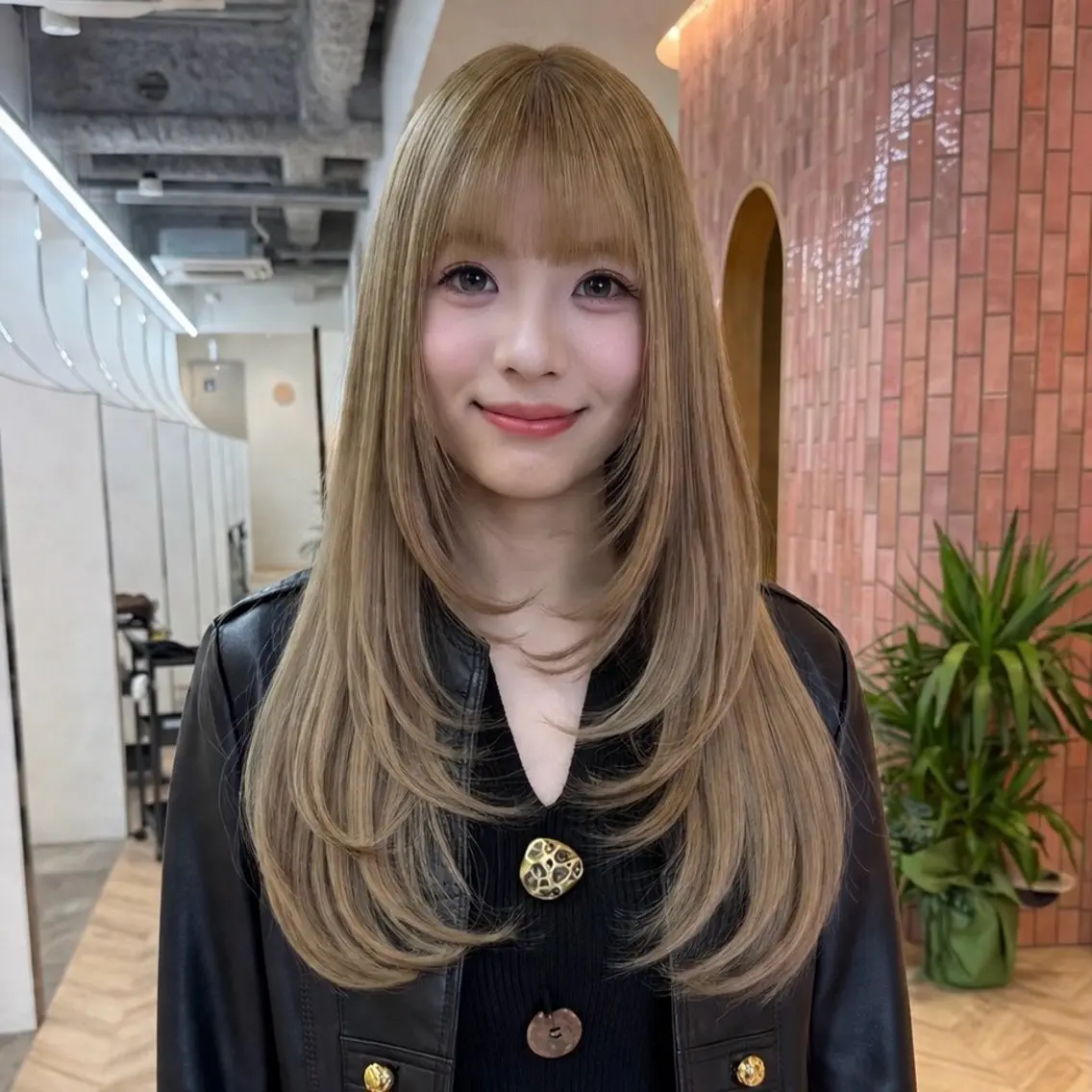 ロング カラー カット ヘアカラー トリートメント 柔らかいbeige ￤韓国￤🩰マユ🩰のヘアスタイル