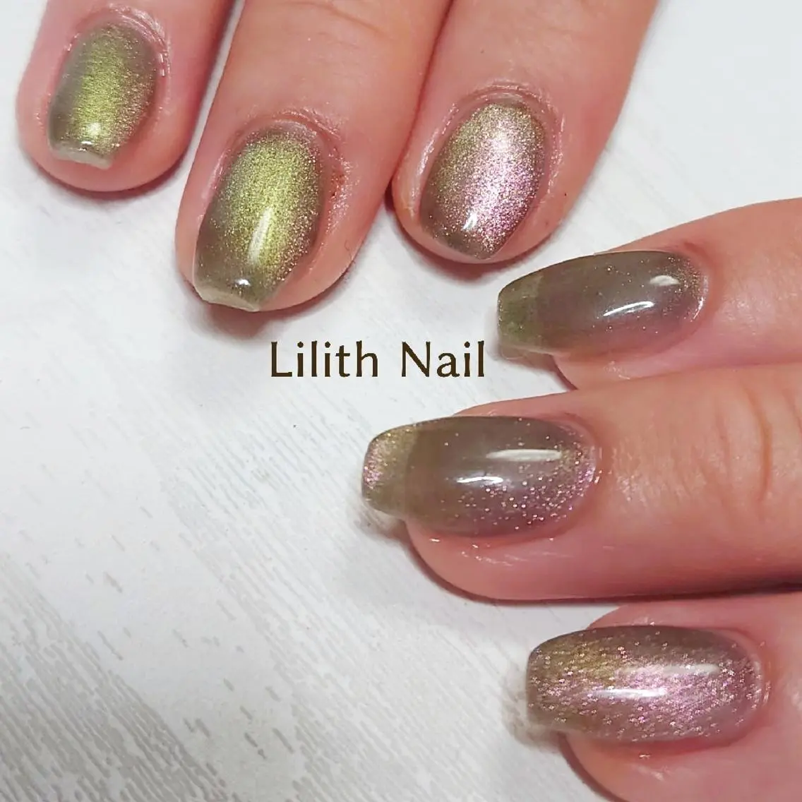 ネイル ジェルネイル キラキラネイル マグネットネイル ワンカラーネイル 春ネイル ハンドネイル Lilith Nailのネイルデザイン