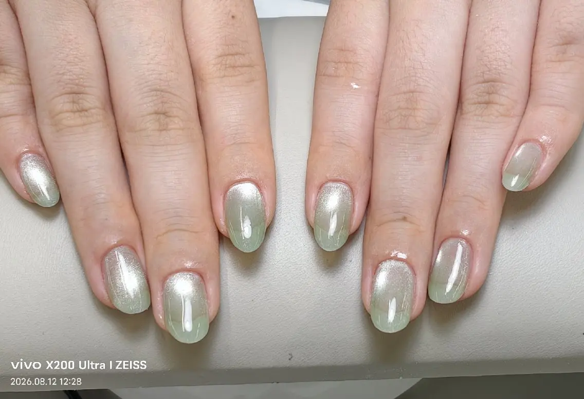 ネイル more glam 大宮店カナのネイルデザイン