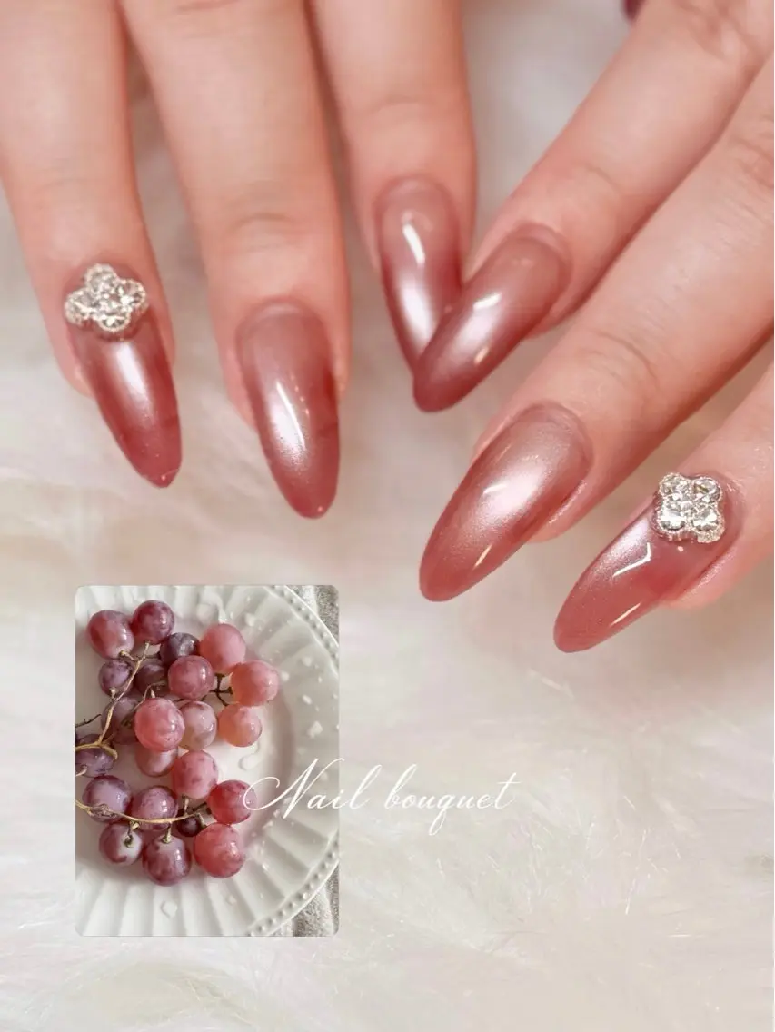 ネイル カジュアル フレンチネイル ガーリー キラキラネイル マグネットネイル ハンドネイル Nail bouquetのネイルデザイン
